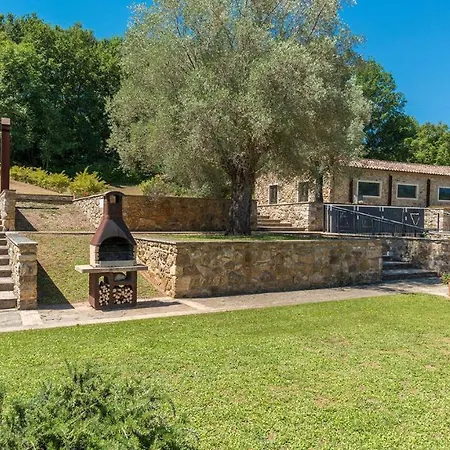 Villa Fonte Cannella 12&4, Emma Manciano