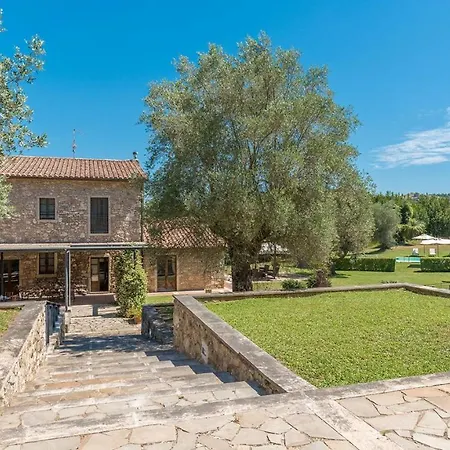 Villa Fonte Cannella 12&4, Emma